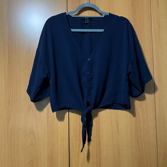 Navy v neck crop top - Picture 1 of 4